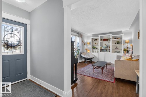 11953 St Albert Trail Nw, Edmonton, AB 