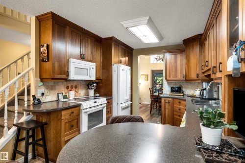 #32 3 Poirier Av, St. Albert, AB 