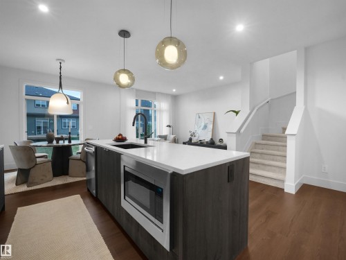 8307 Kiriak Loop Sw, Edmonton, AB 