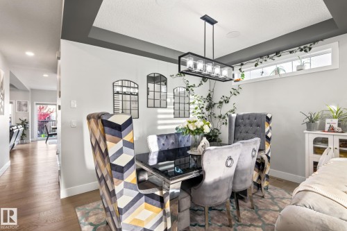 Tray ceiling with recessed lighting - 824 34 Ave Nw, Edmonton, AB 