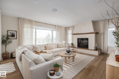211 Deer Park Boulevard, Spruce Grove, AB 