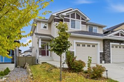 4452 5 Street NW  Edmonton, AB T6T 0Z9