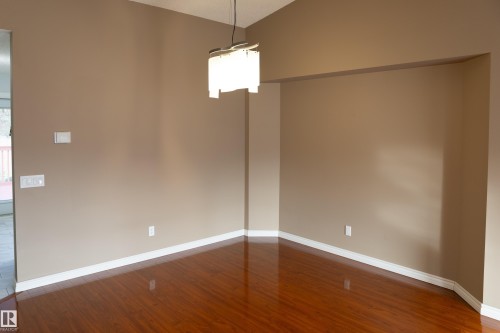 1016 48 Street Nw, Edmonton, AB 