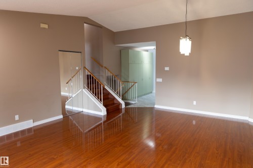 1016 48 Street Nw, Edmonton, AB 