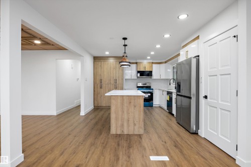 11 Austin Crescent, St. Albert, AB 