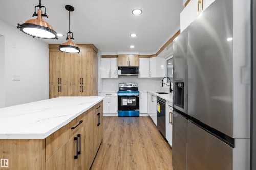 11 Austin Crescent, St. Albert, AB 