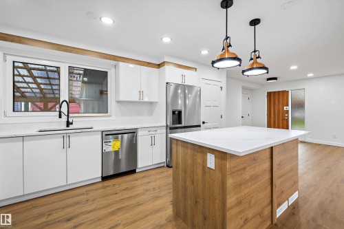 11 Austin Crescent, St. Albert, AB 