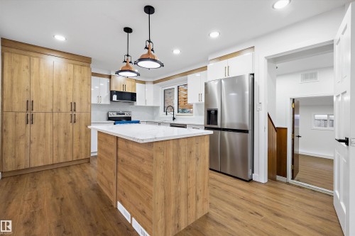 11 Austin Crescent, St. Albert, AB 