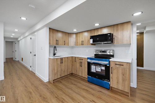 11 Austin Crescent, St. Albert, AB 