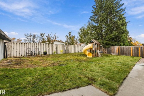 11 Austin Crescent, St. Albert, AB 
