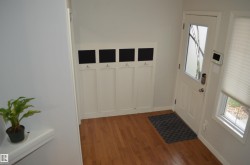 20032 46 Avenue NW  Edmonton, AB T6M 0E6