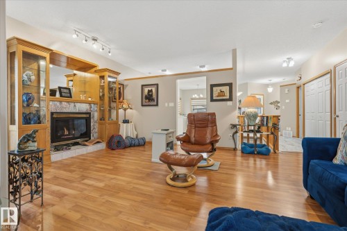 Living room - 7 Linkside Pl, Spruce Grove, AB 
