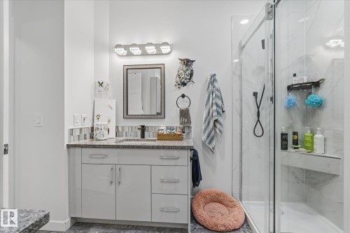 Bathroom - 7 Linkside Pl, Spruce Grove, AB 