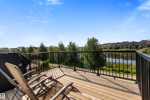 3334 Parker Loop Sw, Edmonton, AB 