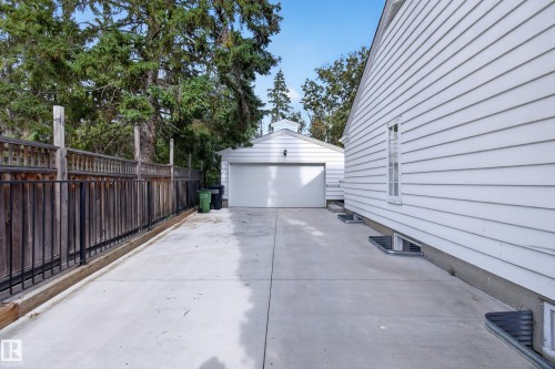 12304 Grand View Drive Nw, Edmonton, AB 