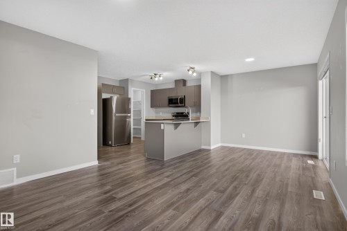9330 Cooper Bend Sw, Edmonton, AB 