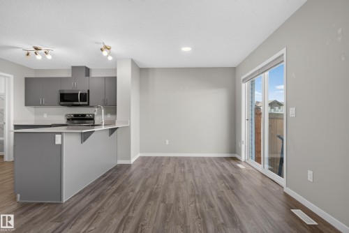 9330 Cooper Bend Sw, Edmonton, AB 