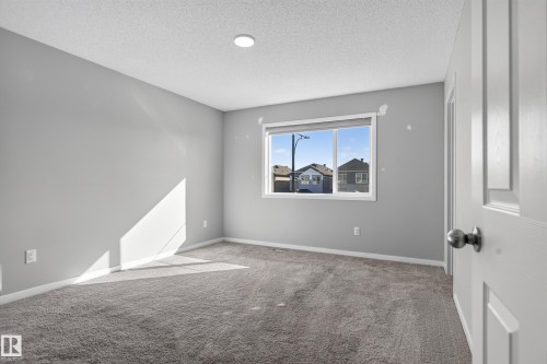 9330 Cooper Bend Sw, Edmonton, AB 