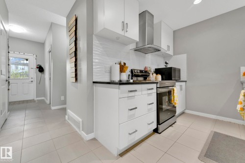 5914 Anthony Crescent Sw, Edmonton, AB 