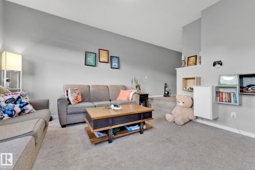 5914 Anthony Crescent Sw, Edmonton, AB 