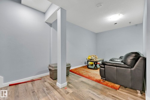 5914 Anthony Crescent Sw, Edmonton, AB 