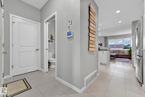 5914 Anthony Crescent Sw, Edmonton, AB 
