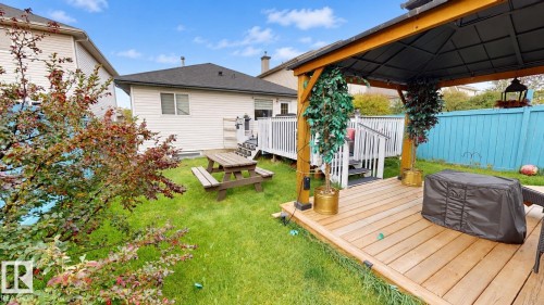 15135 43 Street Nw, Edmonton, AB 