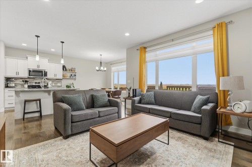10605 96 Street, Morinville, AB 