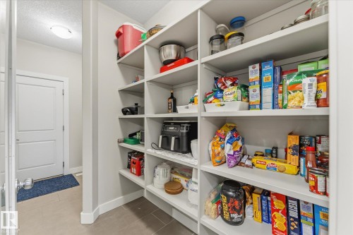 10605 96 Street, Morinville, AB 