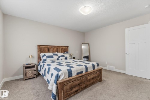 10605 96 Street, Morinville, AB 