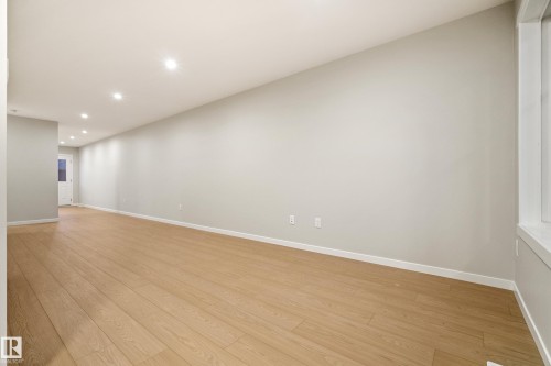 17216 4 Street Nw, Edmonton, AB 