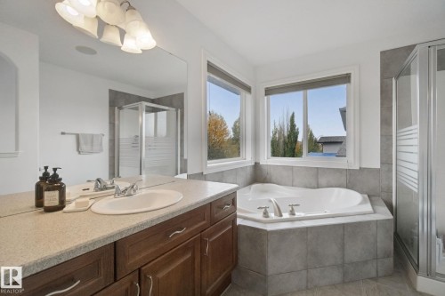 4113 158 Avenue Nw, Edmonton, AB 