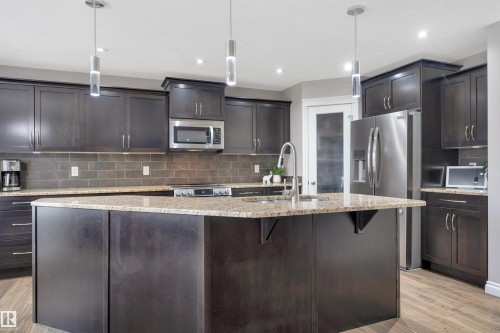 310 Ash Close, Leduc, AB 