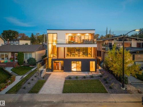 8915 Strathearn Drive Nw, Edmonton, AB 
