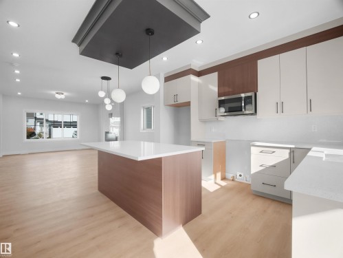 348 Roberts Wynd, Leduc, AB 