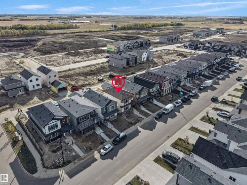 348 Roberts Wynd, Leduc, AB 