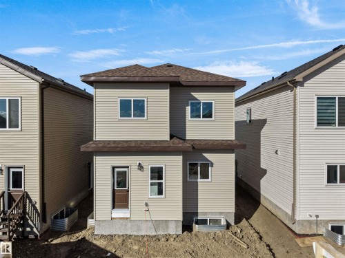 348 Roberts Wynd, Leduc, AB 