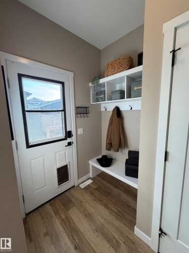 595 Meadowview Drive, Fort Saskatchewan, AB 