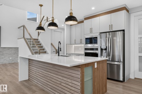 15 Hillwood Terrace, Spruce Grove, AB 