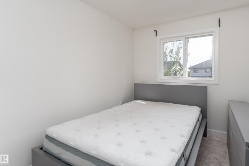 5433 Chappelle Road Sw, Edmonton, AB 