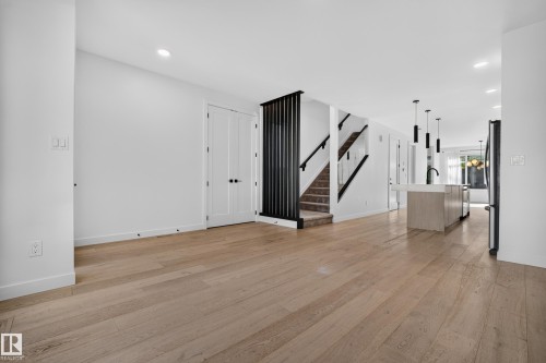 11207 75 Avenue Nw, Edmonton, AB 