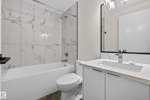11207 75 Avenue Nw, Edmonton, AB 