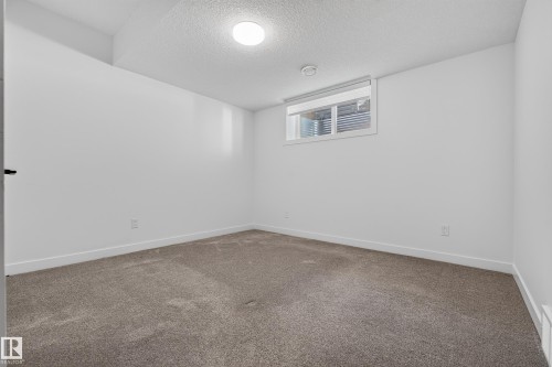11207 75 Avenue Nw, Edmonton, AB 