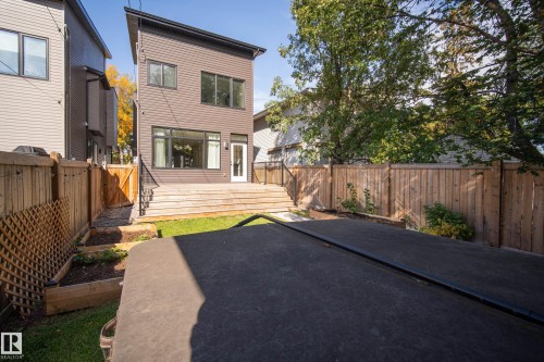 11207 75 Avenue Nw, Edmonton, AB 