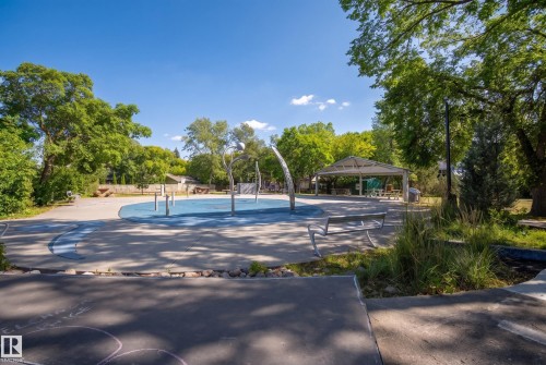 11207 75 Avenue Nw, Edmonton, AB 