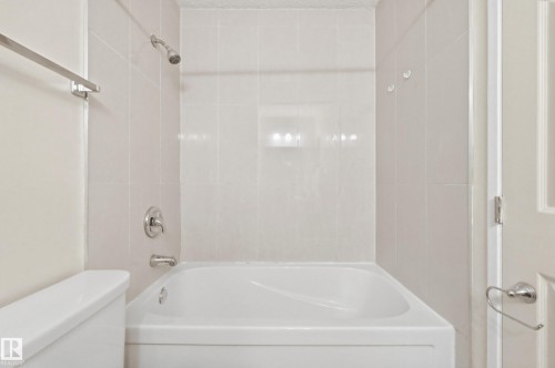 10440 16 Avenue Nw, Edmonton, AB 