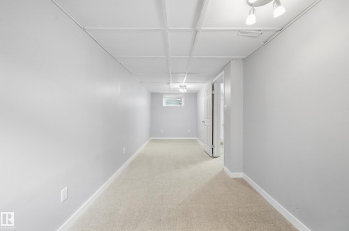 10440 16 Avenue Nw, Edmonton, AB 