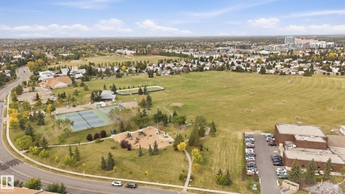 10440 16 Avenue Nw, Edmonton, AB 
