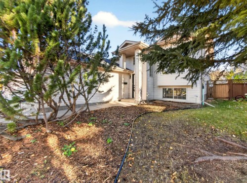 310 REGENCY Drive   Sherwood Park, AB T8A 5W6