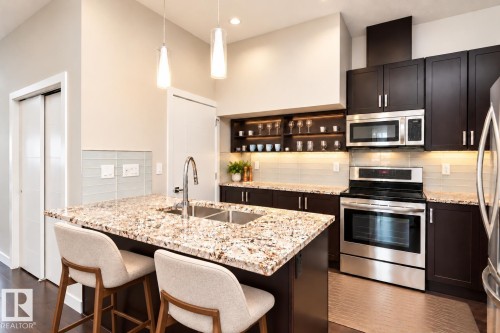 #404 10238 103 St Nw, Edmonton, AB 